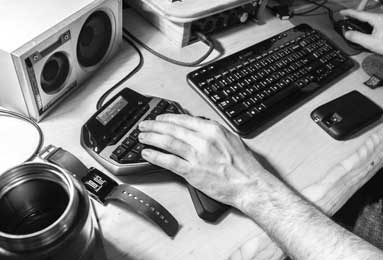 Allbirds宣布惊人转型：从鞋履转战AI，股价暴涨超300%